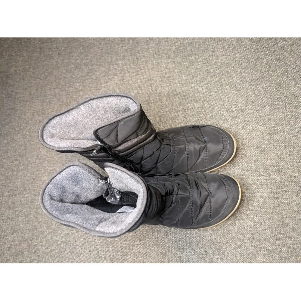 Columbia Women's Heavenly Slip 2 Waterproof Omni-Heat Snow Boots Size 10.5